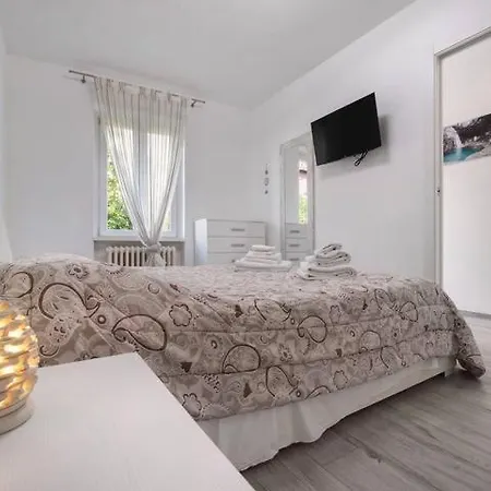 Le Coccinelle A Apartment Lierna