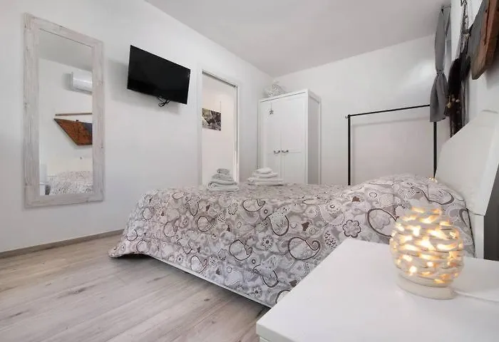 Le Coccinelle Lovely View Apartment Lierna